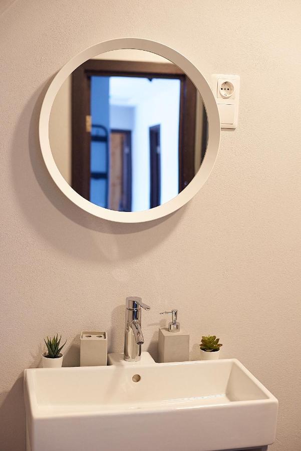 Greenhouse Apartments ยูร์มาลา ภายนอก รูปภาพ