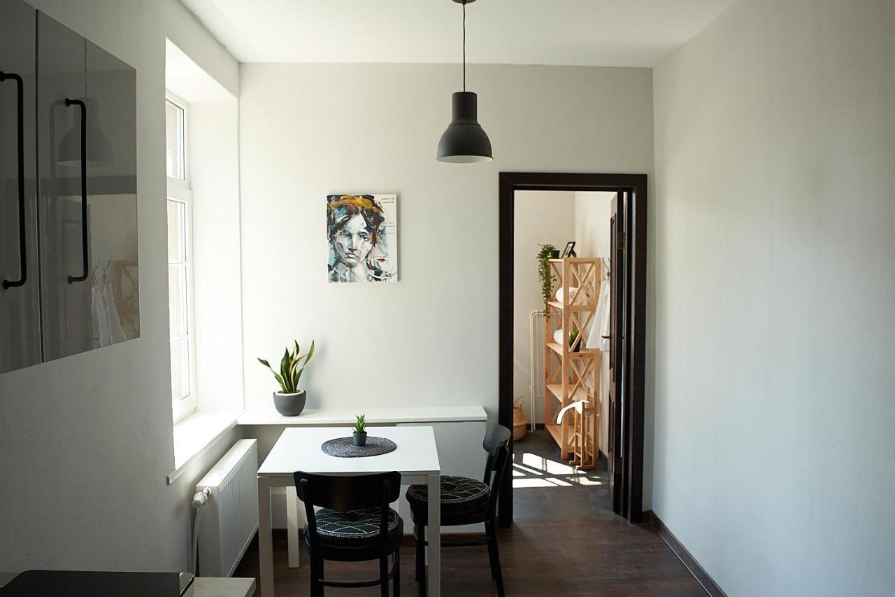 Greenhouse Apartments ยูร์มาลา ภายนอก รูปภาพ